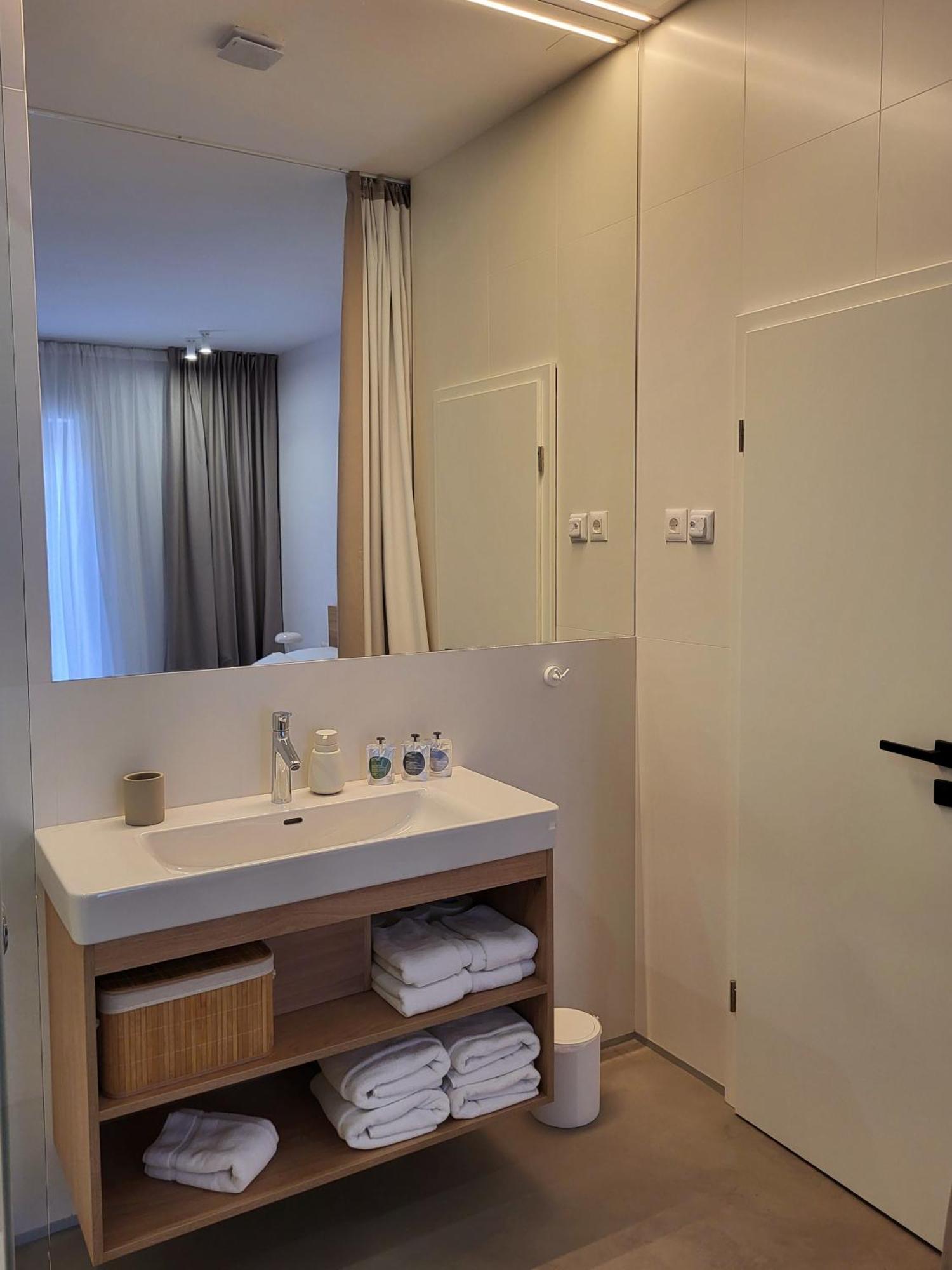 Firefly Luxury Apartment With Private Whirlpool Zadar Bagian luar foto